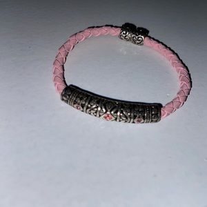 Pink leather magnetic bracelet